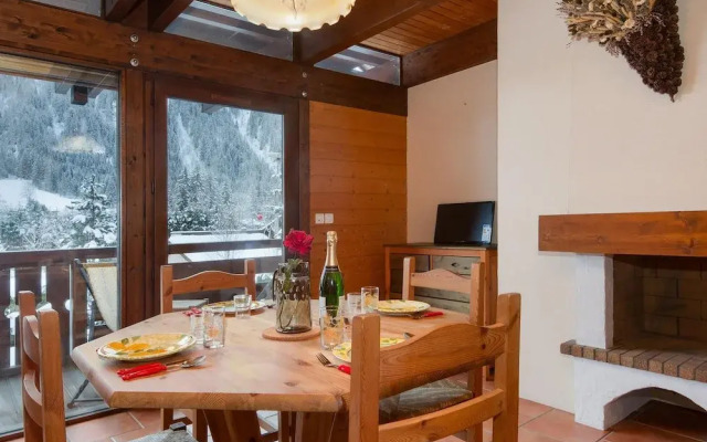 Chalet R Sidence Chantey Mourry 6