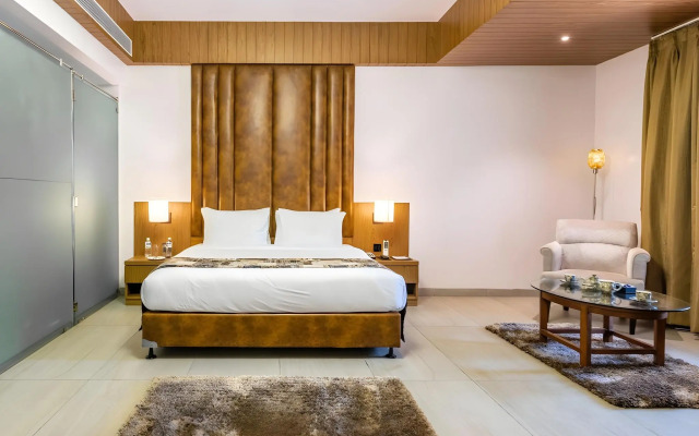 Saya Grand Resort By Treat Thane