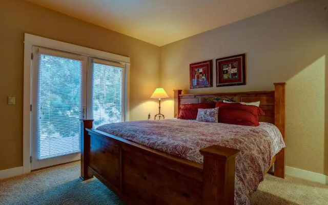 Big Pine-Ac-3Br/2.5Ba