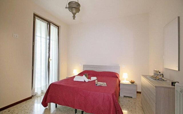 Villa Alberti 900mt from Garda lake - Happy Rentals