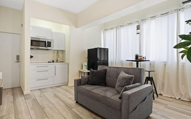 Central Condado Trendy Escape