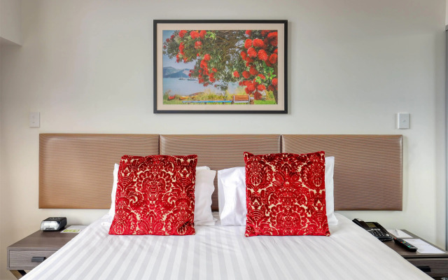 Ramada Suites by Wyndham Auckland Manukau Pacific Centre