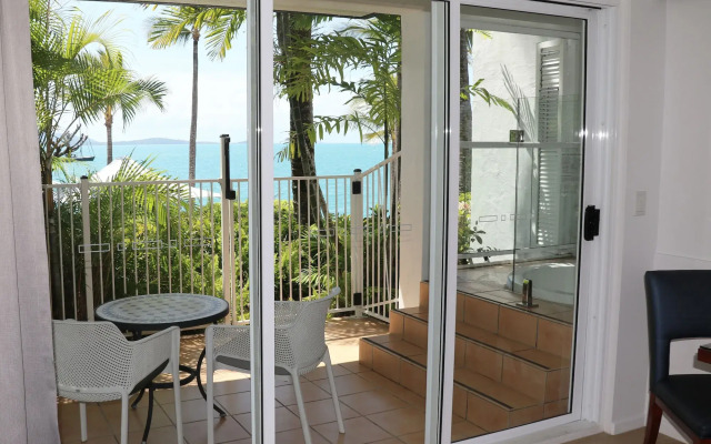 Coral Sea Resort