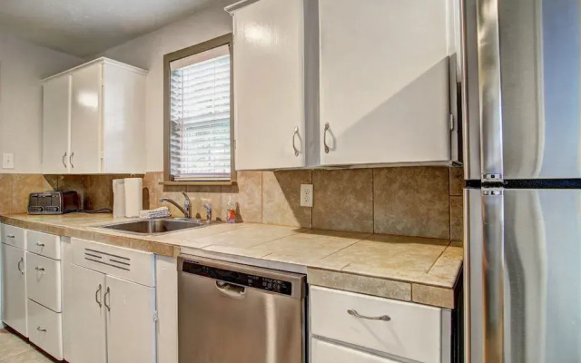 Simons Town 6031rpc 3 Bedroom Home by RedAwning