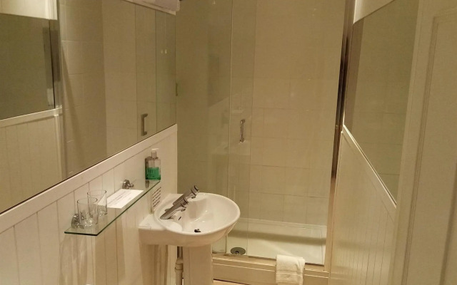 The Sibson Inn Hotel