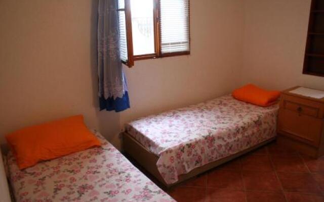 Accommodation Sutomore