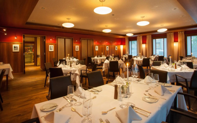 Hotel Gude