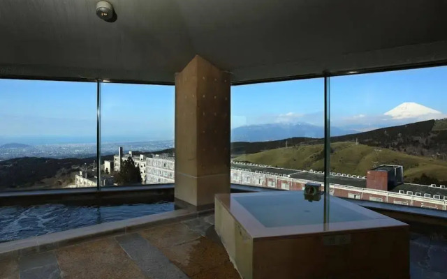 Fuji Hakone Land Schole Plaza Hotel