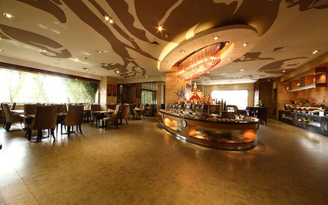 Yiwu Bali Plaza Hotel