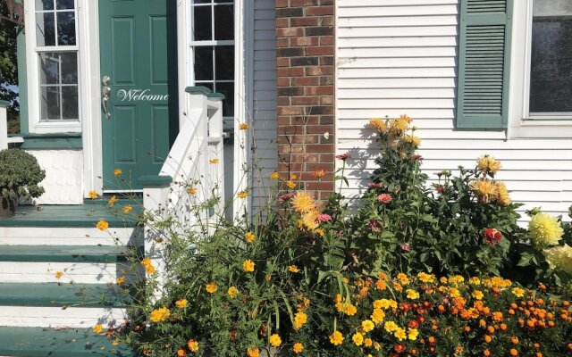 The Rendezvous Bed & Breakfast