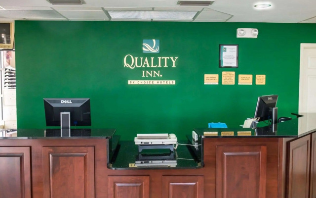 Quality Inn Chipley I-10 at Exit 120