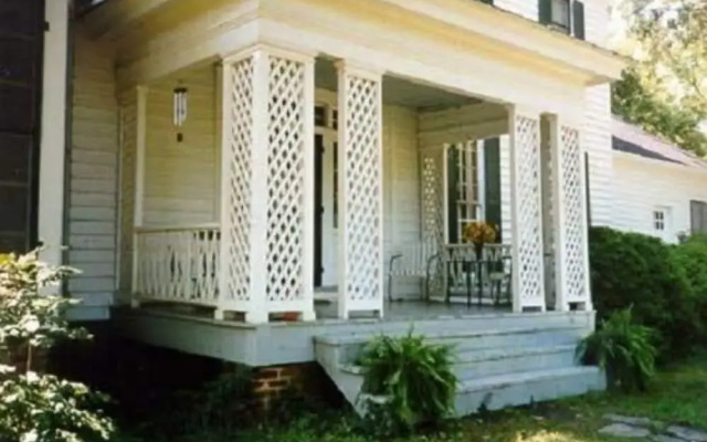 Oak Grove Bed and Breakfast