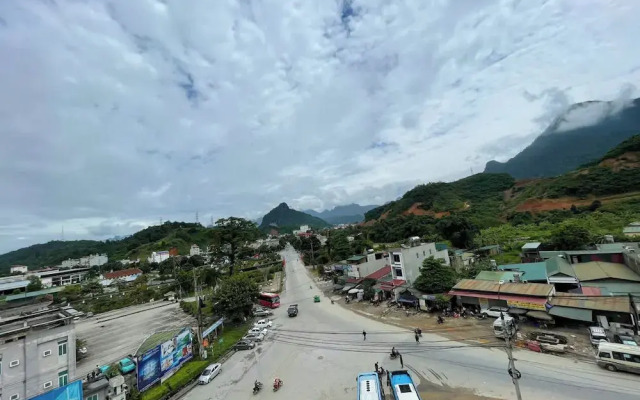 Như Ý Hotel