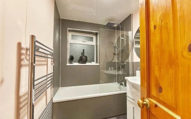 Host Stay The Blacksmiths