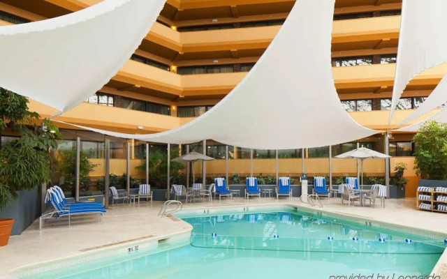 DoubleTree by Hilton Rochester