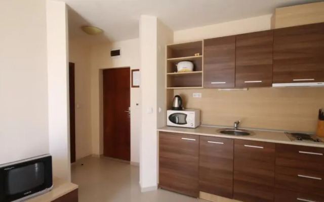 Apartment New Estate in complex Belmont