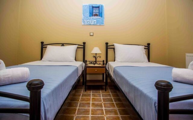 Maniata Holiday Apartments