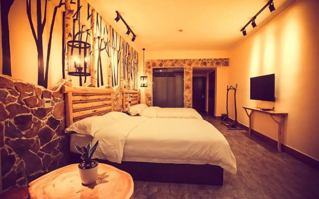 Zhangjiajie Interval Time Travel Inn