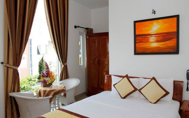 Golden Beach Hotel Danang