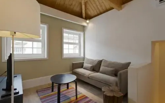 Clerigos Studio Apts