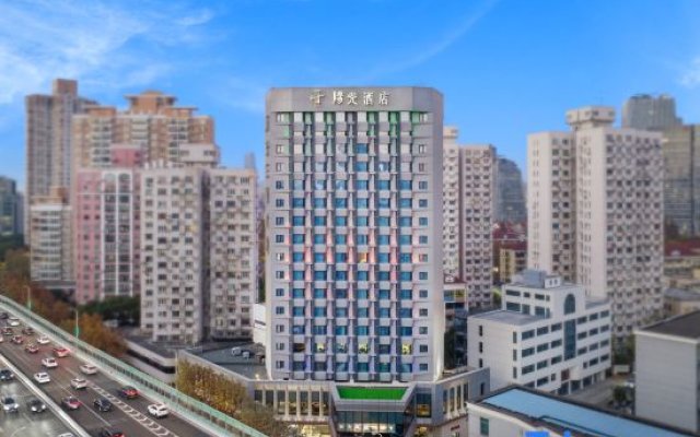 Sanxiang Hotel