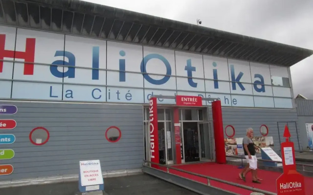 House With 4 Bedrooms in Guilvinec, With Wonderful City View and Enclo