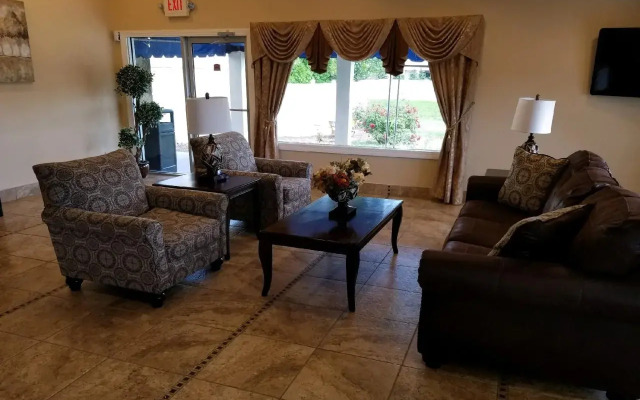 Rodeway Inn Metro Airport