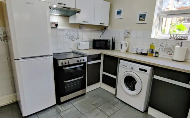 Rhubarb Terrace on the Coast - Sleeps 1-6