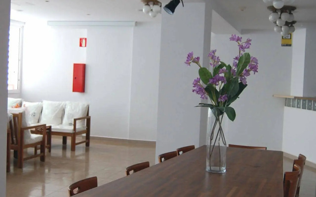Estrella de Mar Youth Hostel