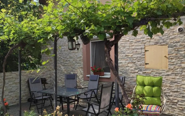 Lugas Apartman