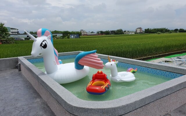 Honeysuckle Family Castle