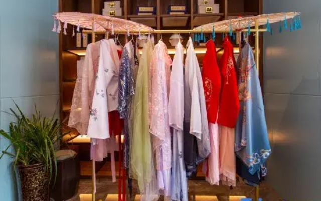 QIANNA HOTEL FINE (Kaifeng Millennium City Park Starlight Plaza Shopping Center)