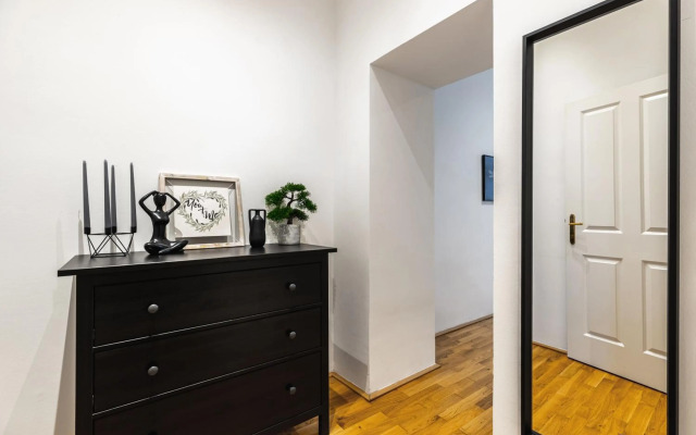 Precious apartment in calm district area