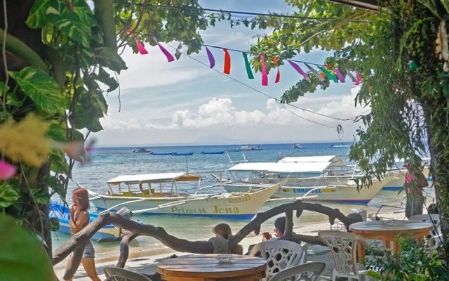 Garden of Eden Dive Resort