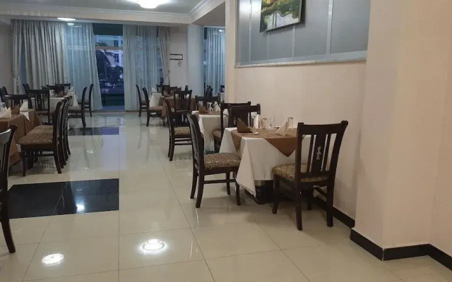 Teferi Mekonnen Hotel