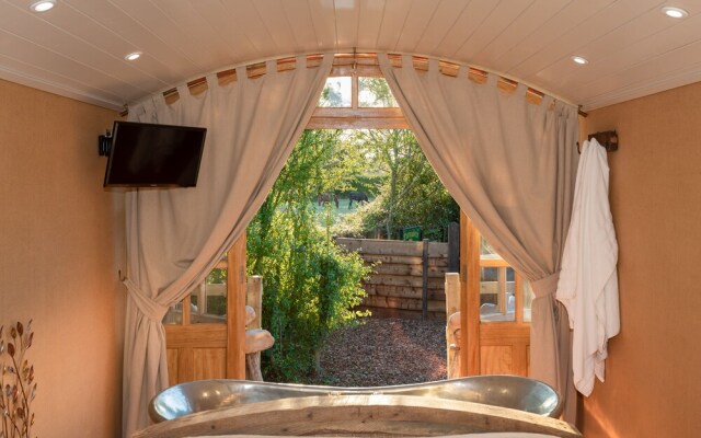 Ashwood Shepherd Hut