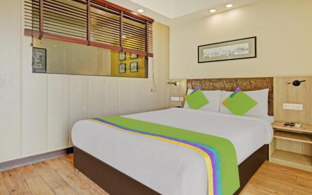 FabHotel Sapphire 83