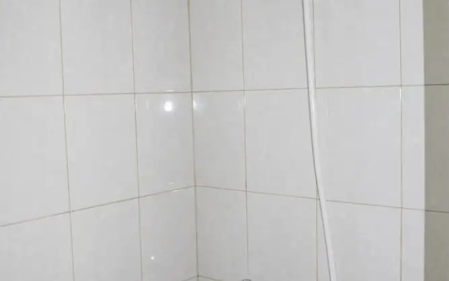 Minimalist Studio Apartment at Poris 88 with City View – Bathroom – Tangerang