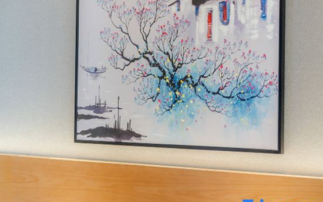 Guiyang Junting Hotel (Beijing Road Guiyiyuan Metro Station Branch)