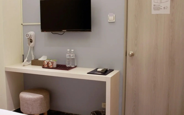 Prince To Travel Hotel