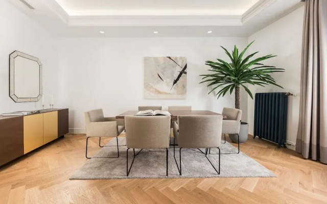 Home Club Alcala Apartments