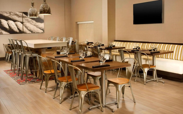 Four Points by Sheraton Jacksonville Beachfront