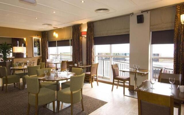 Premier Inn Manchester Deansgate Locks