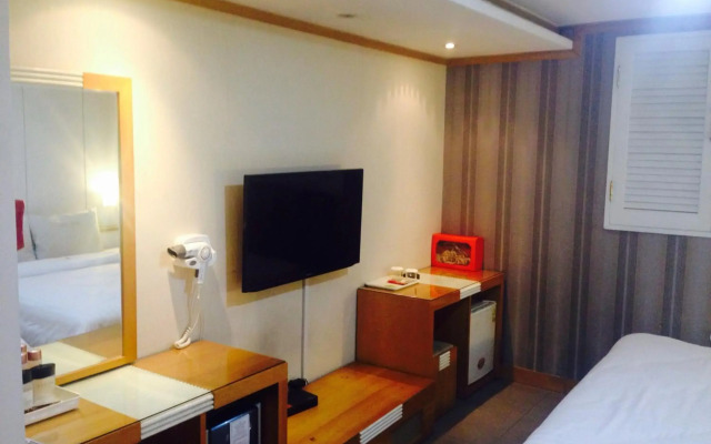 Bali Tourist Hotel