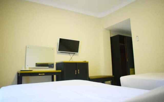 Hotel Pangrango 3