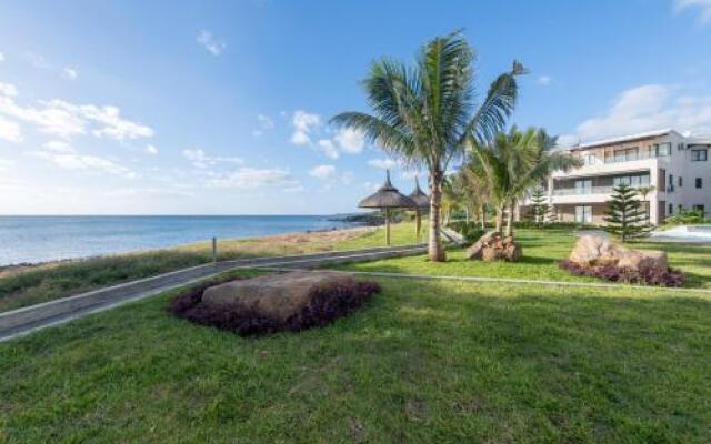 Flic en Flac Beachfront villa