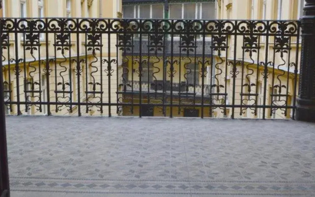 Synagogue View Guest House