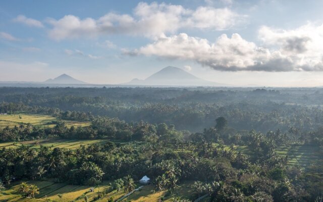 Sacred Canyon Ubud by Pramana Villas