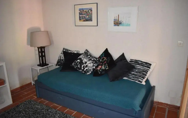 Petit Mas Au Paradis Avec Piscine Pour 6 Personnes