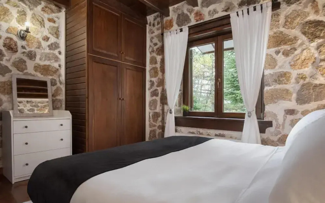 Parnassus Woodstone Chalets- N1- N2- N3